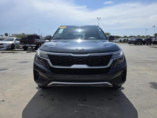 2021 Kia Seltos S