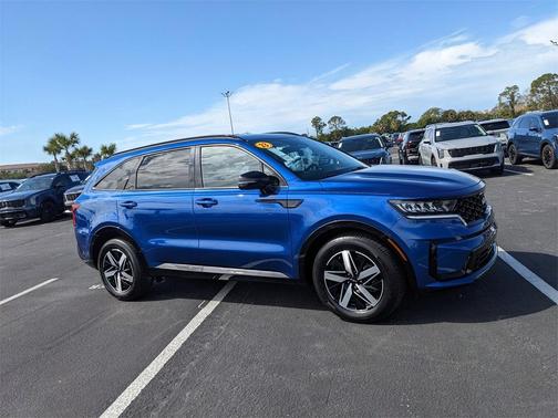 2023 Kia Sorento S