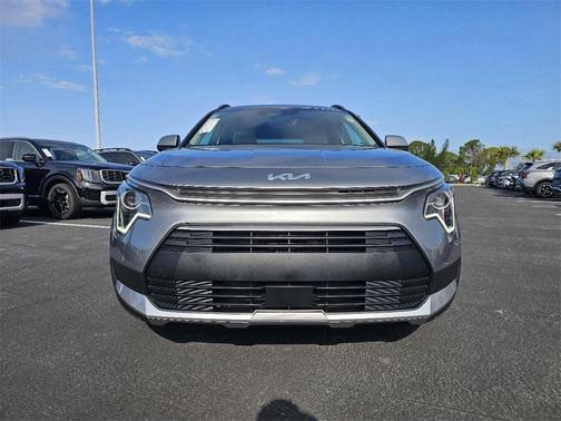 2025 Kia Niro EX