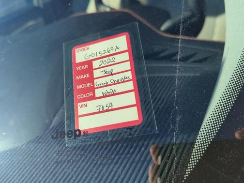 2022 Jeep Grand Cherokee Summit