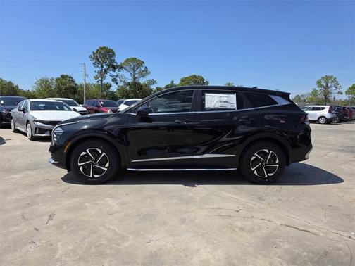 2025 Kia Sportage Hybrid LX
