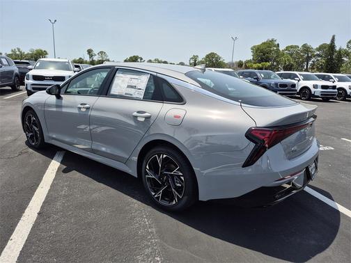 2025 Kia K5 GT-Line
