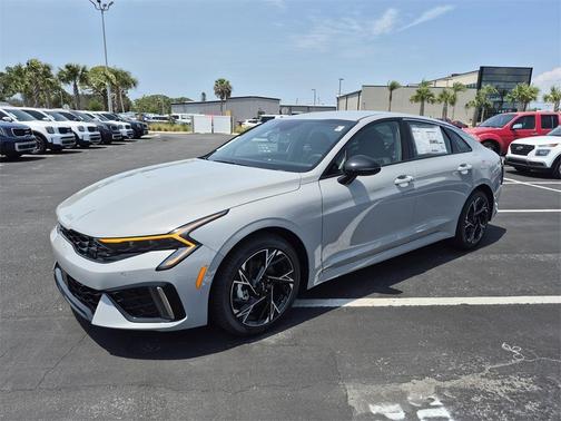 2025 Kia K5 GT-Line