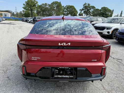 2025 Kia K4 GT-Line