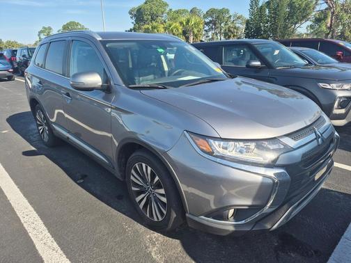 2020 Mitsubishi Outlander SEL