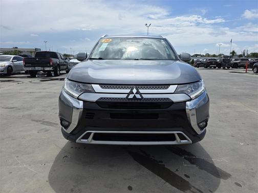 2020 Mitsubishi Outlander SEL