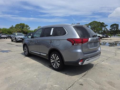 2020 Mitsubishi Outlander SEL