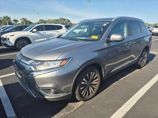 2020 Mitsubishi Outlander SEL