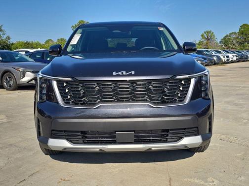 Metal 2026 Kia Sorento LX