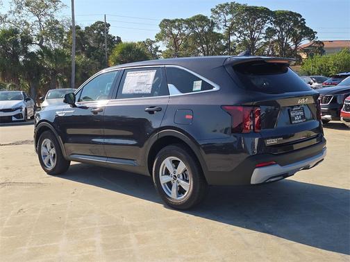 2026 Kia Sorento LX