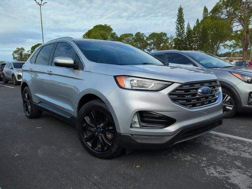 2019 Ford Edge Titanium