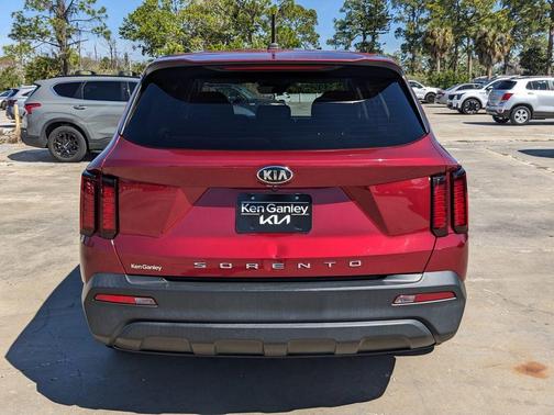 2021 Kia Sorento LX