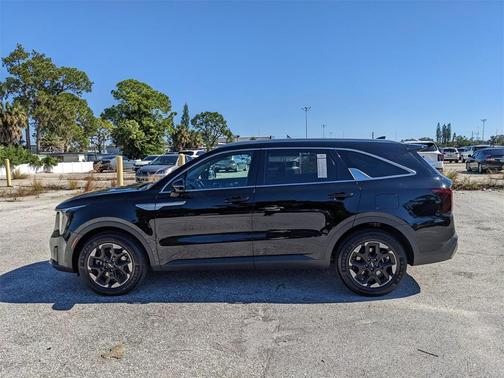 2024 Kia Sorento S