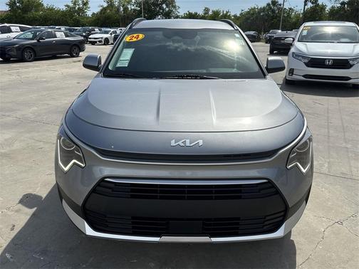 2024 Kia Niro Plug-In Hybrid EX