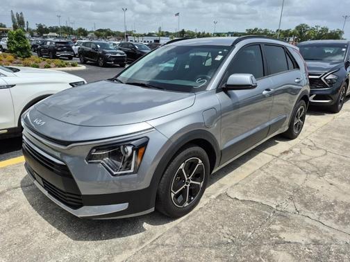 2024 Kia Niro Plug-In Hybrid EX