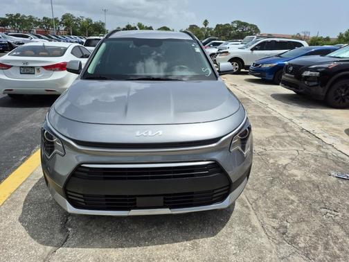 2024 Kia Niro Plug-In Hybrid EX