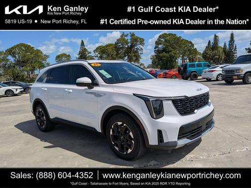Glacial White Pearl 2025 Kia Sorento S