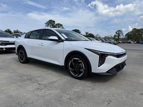 2025 Kia K4 EX