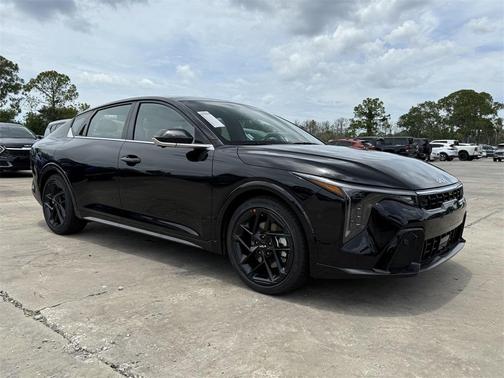2025 Kia K4 GT-Line Turbo