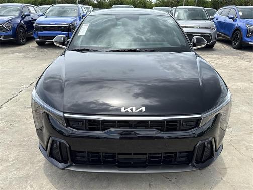 2025 Kia K4 GT-Line Turbo