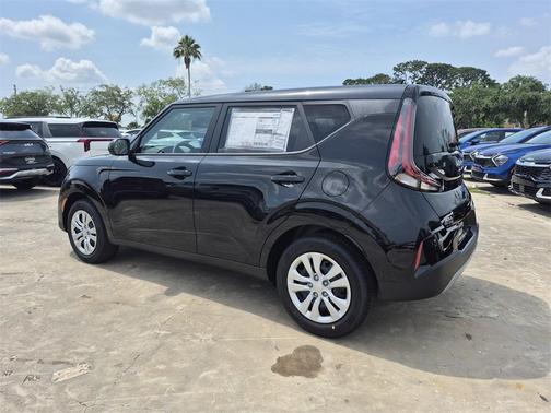 2025 Kia Soul LX
