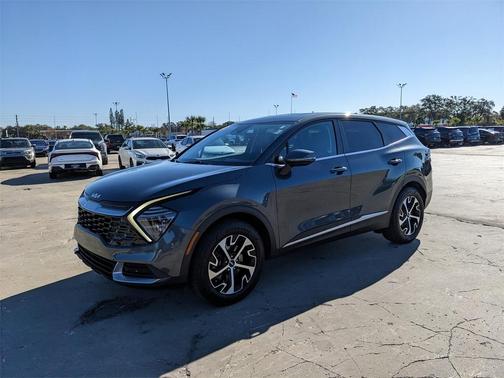 2024 Kia Sportage EX