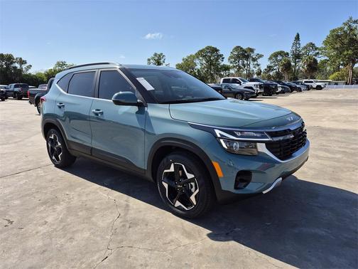 2025 Kia Seltos EX