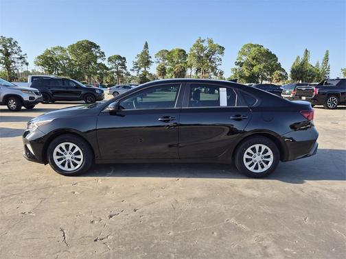 2024 Kia Forte LX