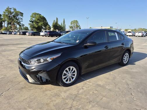 2024 Kia Forte LX