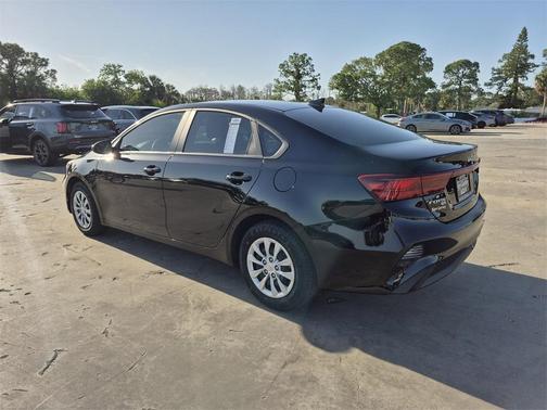 2024 Kia Forte LX