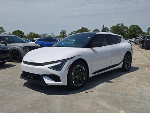 Glacial White Pearl 2026 Kia EV6 GT-Line