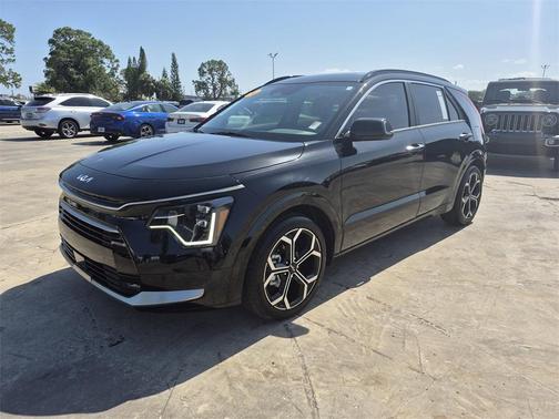 2024 Kia Niro SX Touring