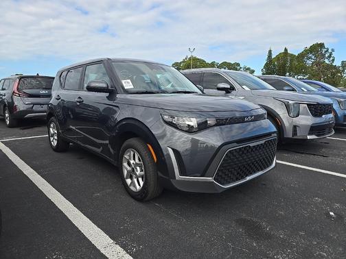2025 Kia Soul LX