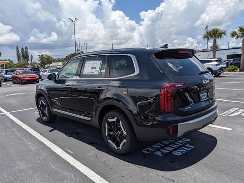 2025 Kia Telluride S