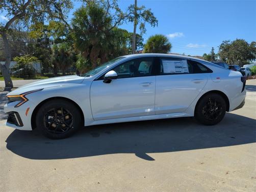 2026 Kia K5 LXS