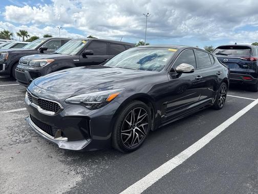 2022 Kia Stinger GT-Line