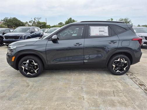 2025 Kia Seltos S