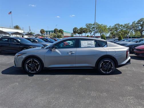 2025 Kia K4 GT-Line