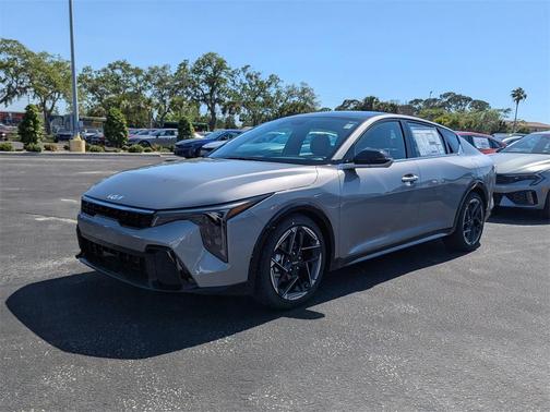 2025 Kia K4 GT-Line