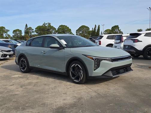 2025 Kia K4 EX