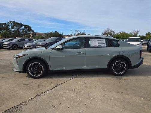 2025 Kia K4 EX