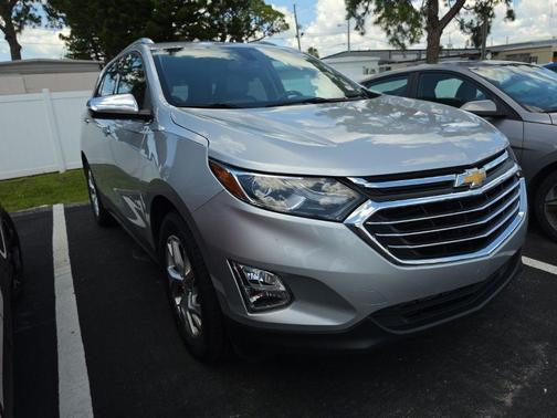 Silver Ice Metallic 2018 Chevrolet Equinox Premier w/1LZ