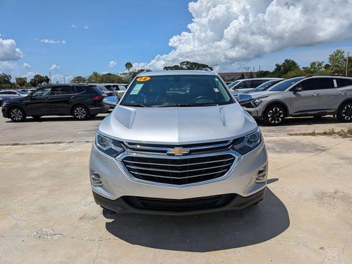 Silver Ice Metallic 2018 Chevrolet Equinox Premier w/1LZ