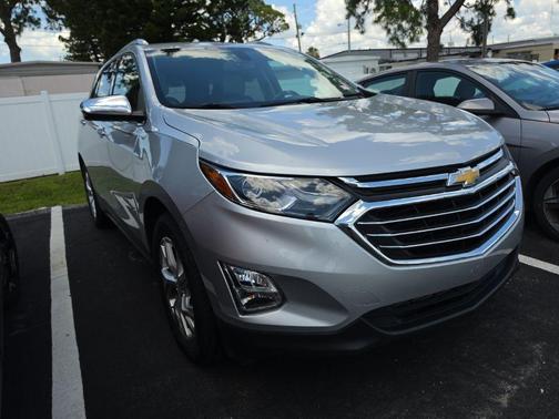 Silver Ice Metallic 2018 Chevrolet Equinox Premier w/1LZ