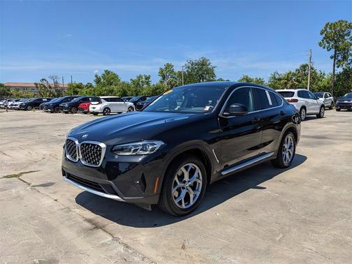 2024 BMW X4 xDrive30i