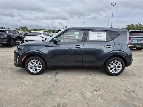 2025 Kia Soul LX