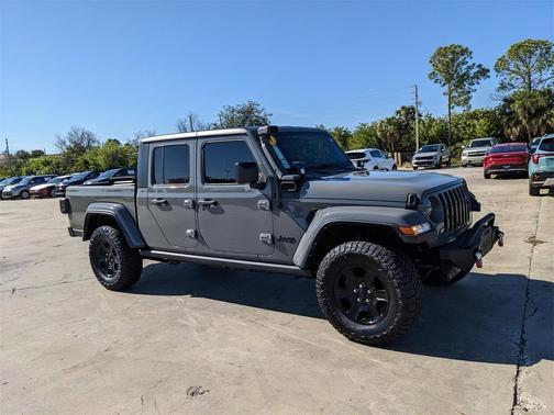 2021 Jeep Gladiator Sport
