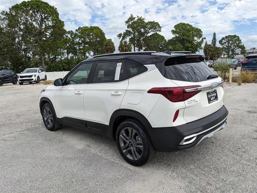 2023 Kia Seltos S