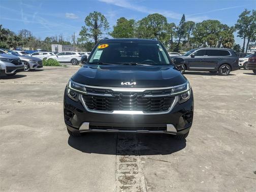2024 Kia Seltos EX