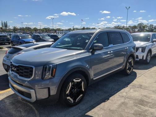 2025 Kia Telluride S